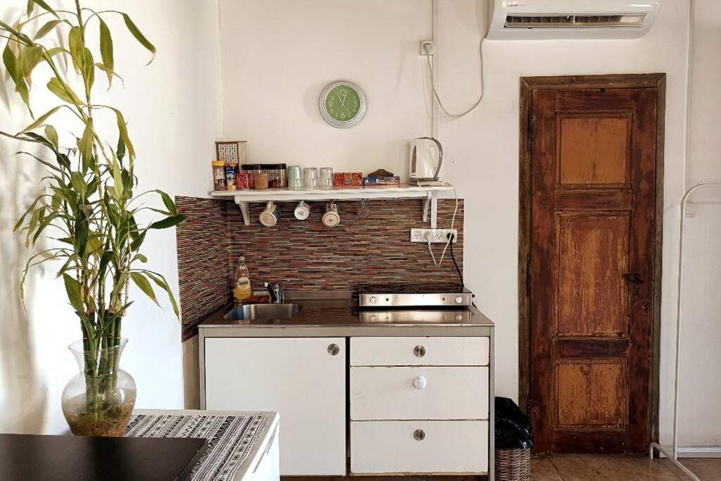 Big Big Terrace Kerem Cosy Studio Tel Aviv Exteriör bild